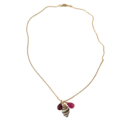 Nunu Sapphire Shell Necklace